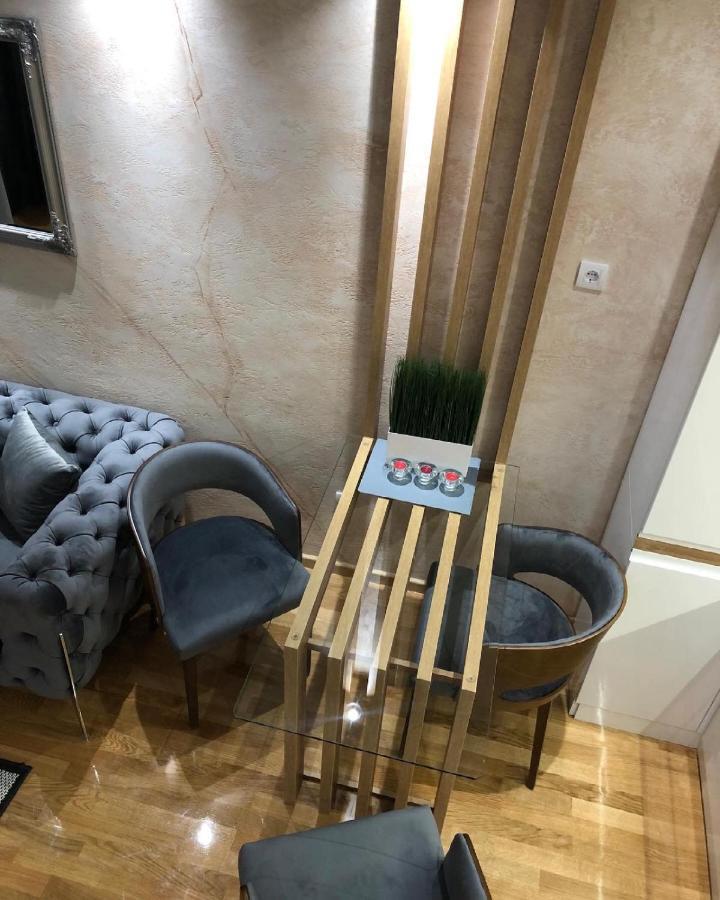 Lux Apartman 33 Kragujevac Zewnętrze zdjęcie